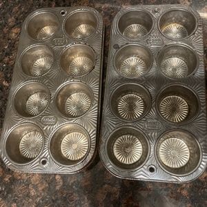Vintage (2) Ekco Ovenex Starburst Metal Tin N-80-8 Cupcake Baking Pan USA